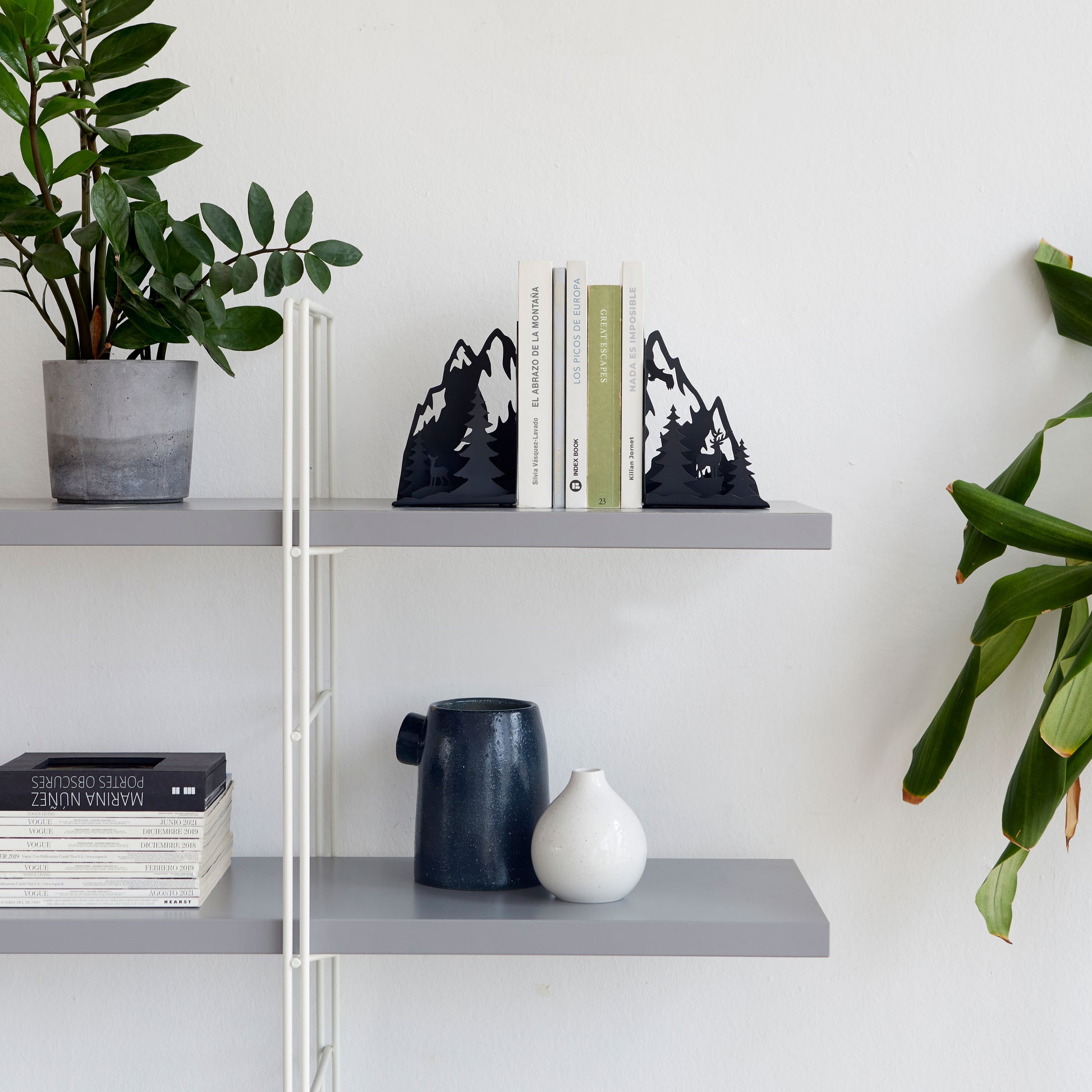 Sujetalibros Mountains negro metal